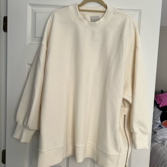 NWT Varley sweatshirt from Anthropologie, so gorgeous!! - Picture 1 of 7